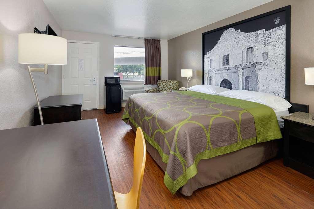 Super 8 By Wyndham San Antonio Pearl District Downtown Motel Phòng bức ảnh