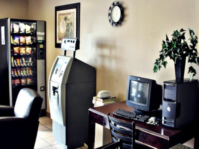 Super 8 By Wyndham San Antonio Pearl District Downtown Motel Ngoại thất bức ảnh